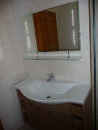 bath-lytchett-1.jpg (117964 bytes)