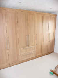 bedroom-lytchett-2.jpg (153396 bytes)