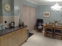 kitchen-fit-3.jpg (104235 bytes)